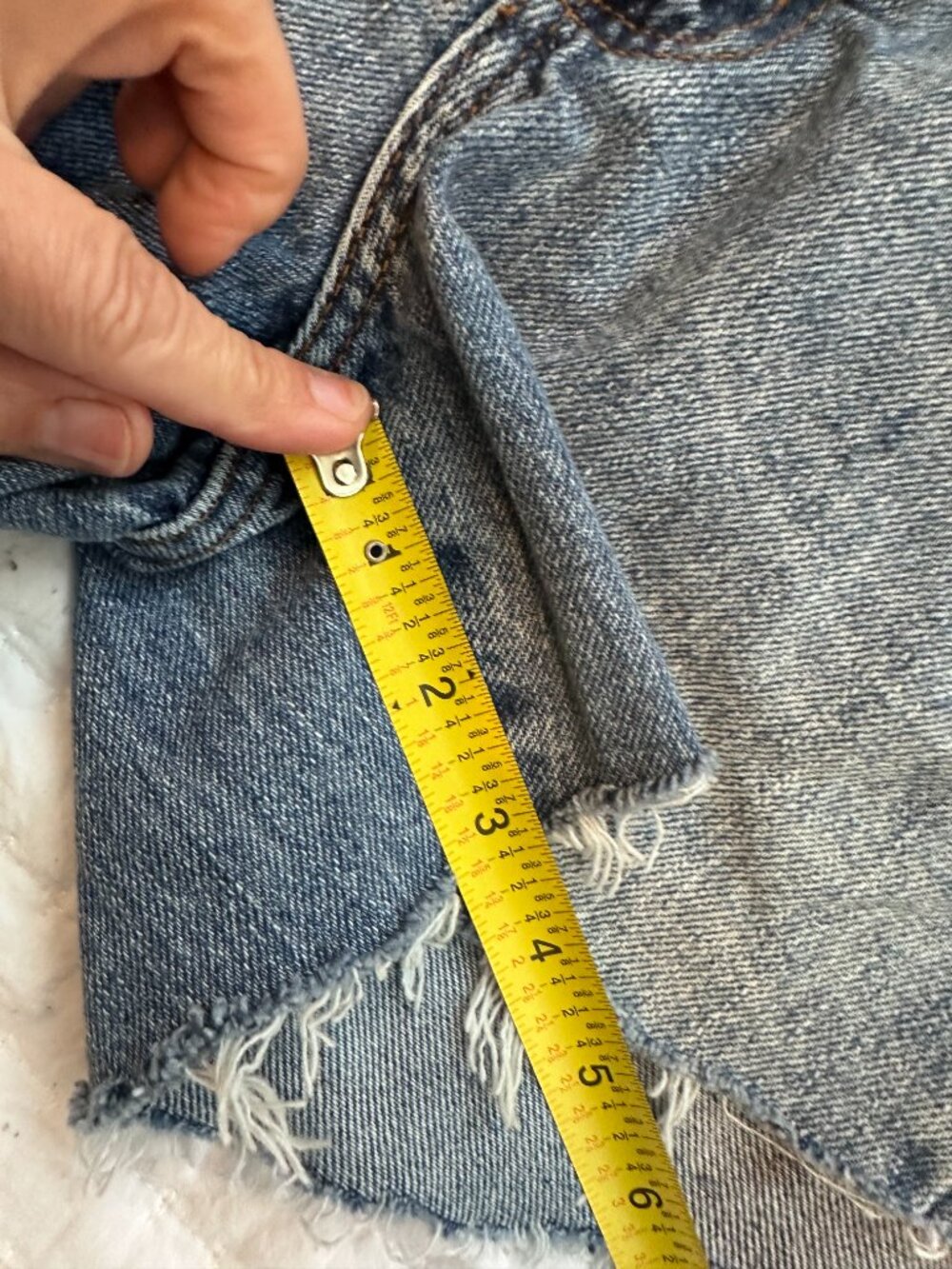 Y2K The Limited Cutoff Jean shorts sz 4 Small - Picture 4 of 5